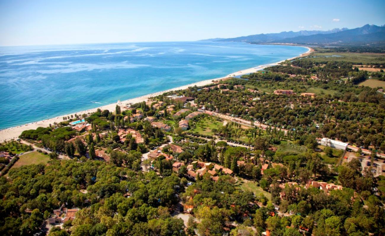 Photo of Plage de Serra-di-Fiumorbo with bright sand surface