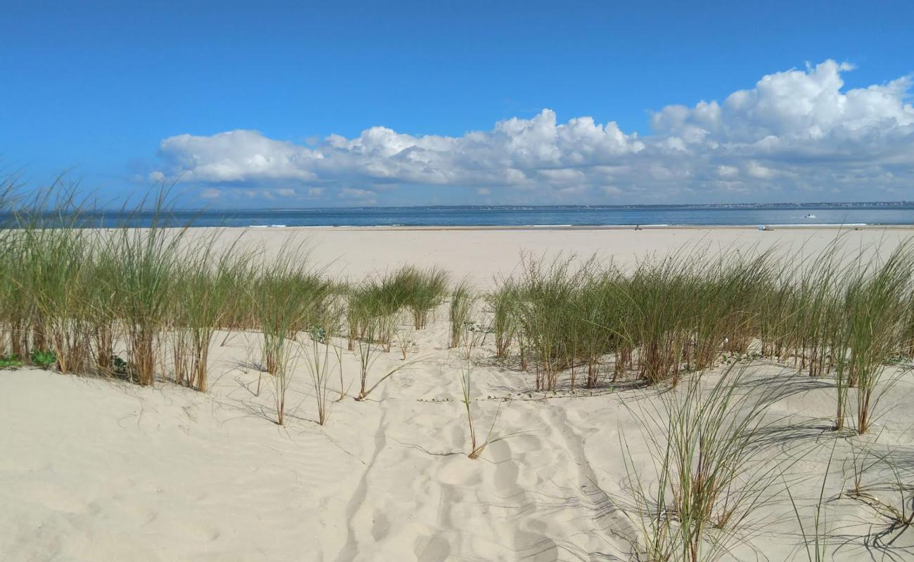 Photo of Plage St. Nicolas with white sand surface