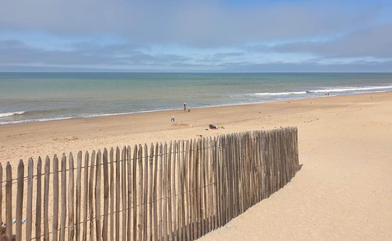 Photo of Paree Preneau beach with bright sand surface