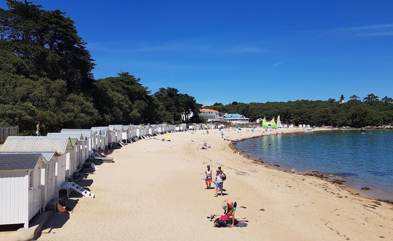 Photo of Plage des Dames with bright sand surface