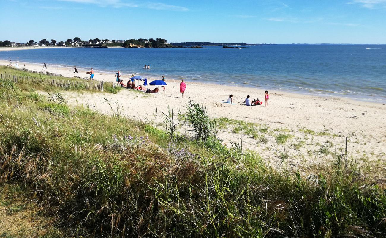 Photo of Plage de Betahon with bright sand surface