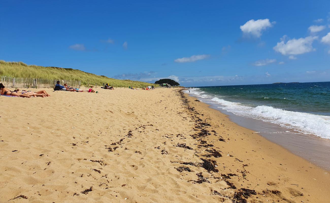 Photo of Plage Saint Pierre with bright sand surface