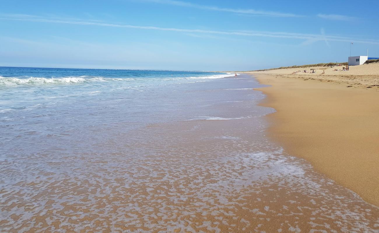 Photo of Plage De Kervegan with bright sand surface