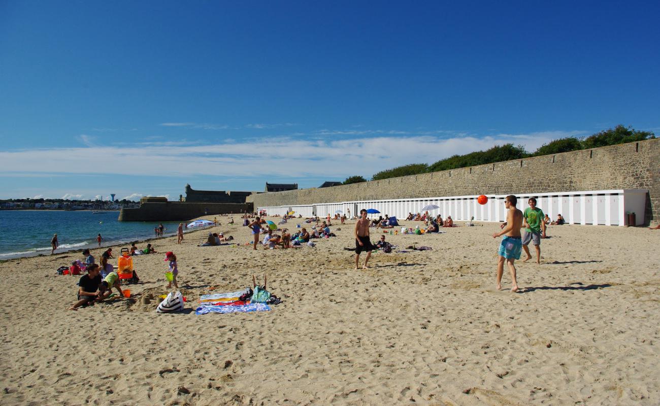 Photo of Port-Louis beach with bright sand surface