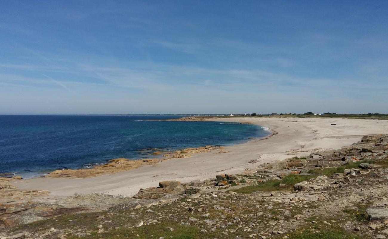 Photo of Plage des Kaolins with bright sand surface