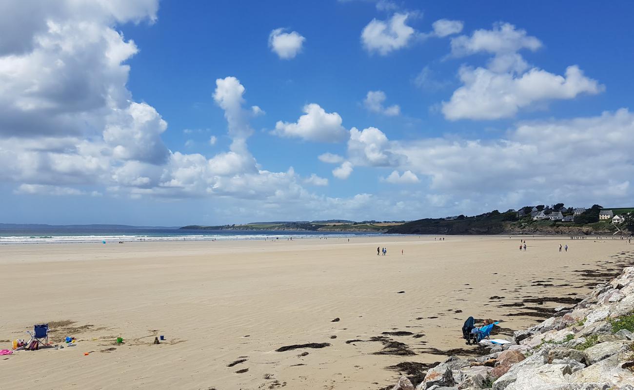 Photo of Plage de Pentrez with gray fine sand surface