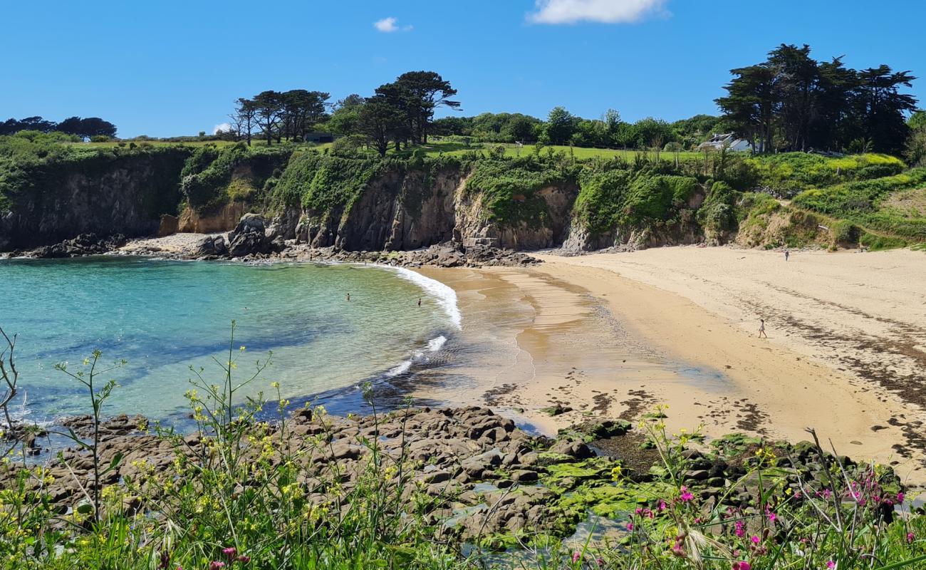 Photo of Plage de Porsmilin with bright sand surface