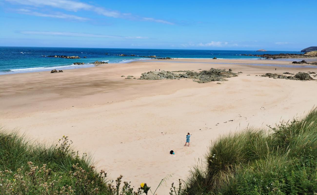 Photo of Les Greves d'en Bas with bright sand surface