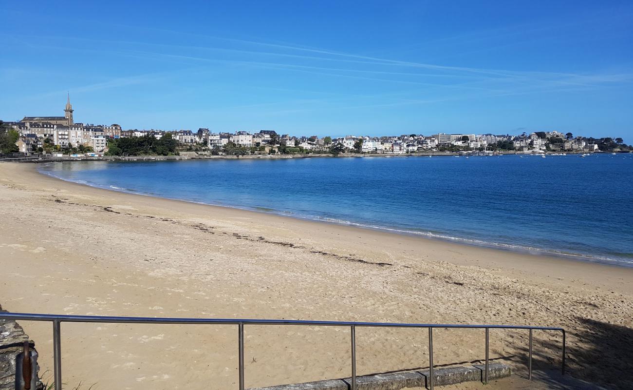 Photo of Plage du Prieure with bright sand surface