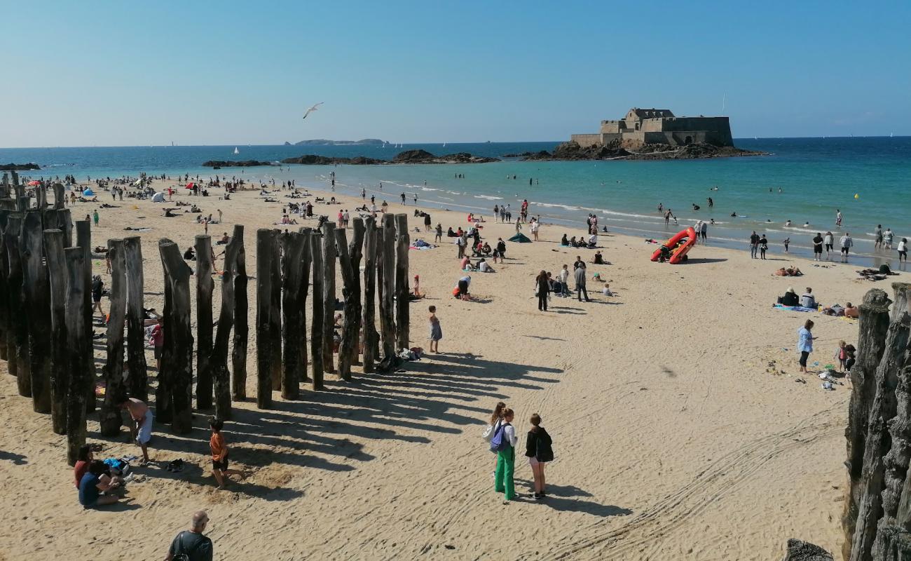 Photo of Grande Plage du Sillon with bright sand surface