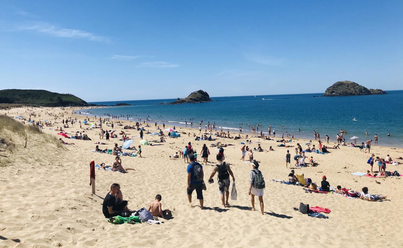 Photo of Chevrets beach with bright sand surface