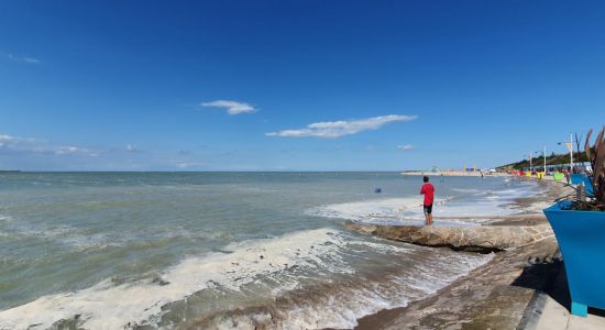 Petit-Fort-Philippe Beach