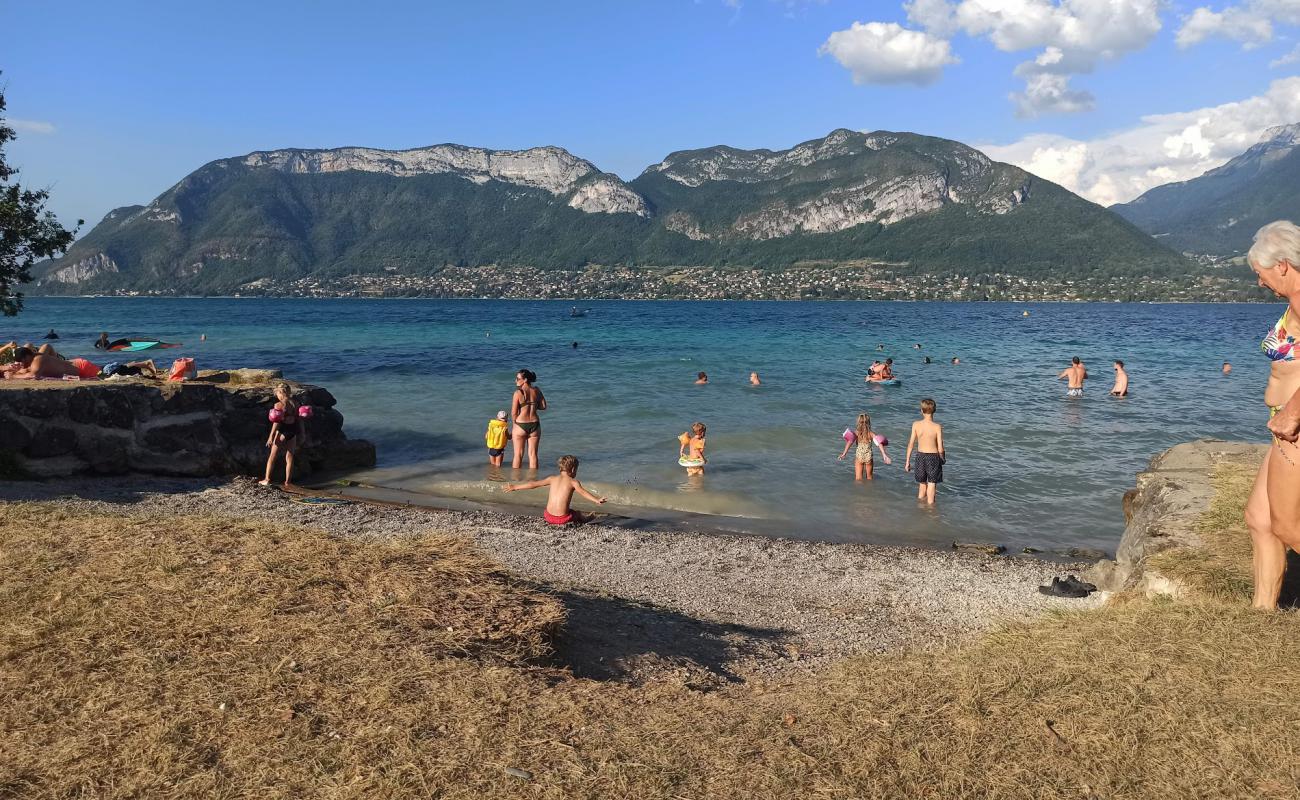 Photo of Plage Les Choseaux with grass surface