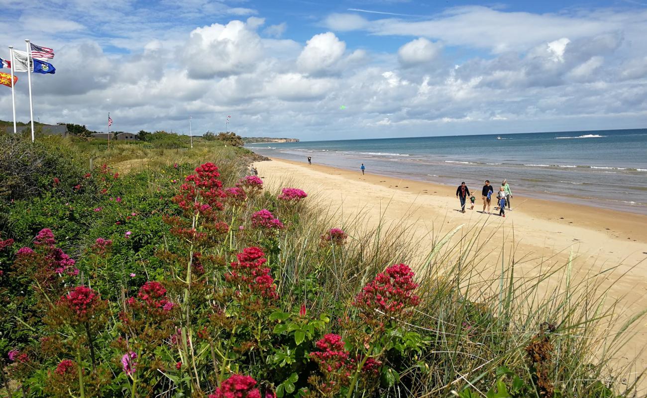 Photo of Omaha Beach with bright sand surface