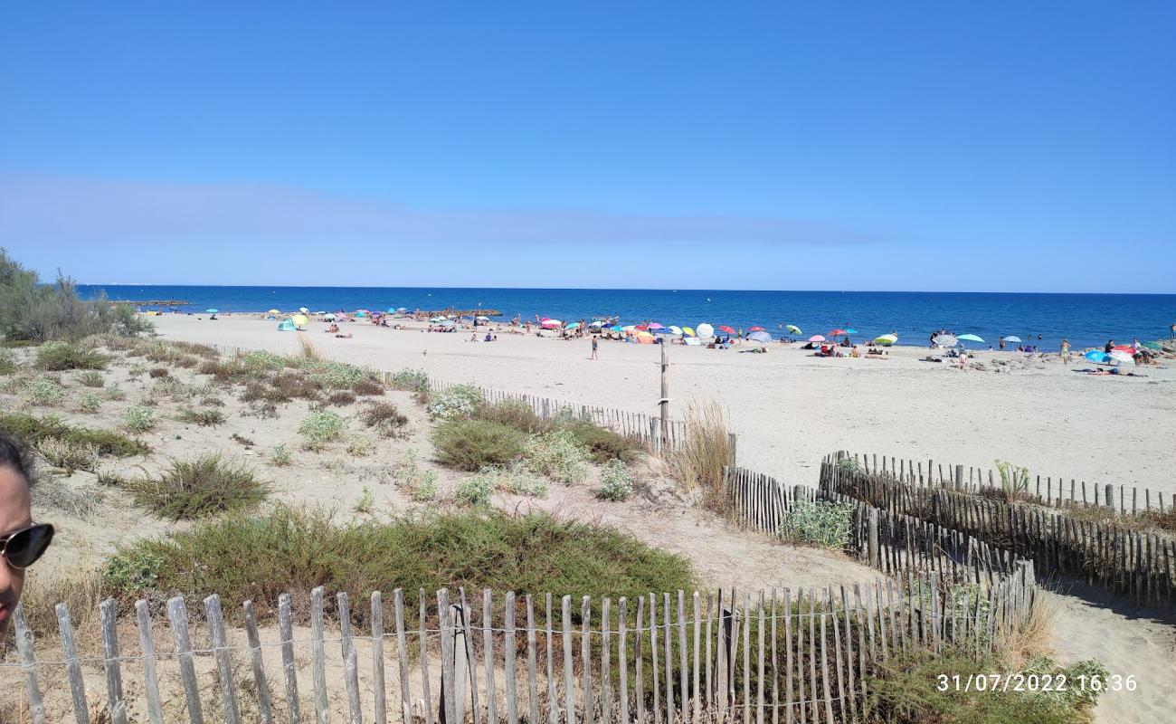 Photo of Plage des Aresquiers with bright sand surface