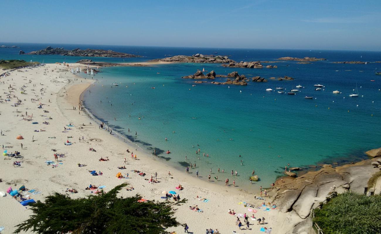 Photo of Plage de la Greve Blanche with bright sand surface