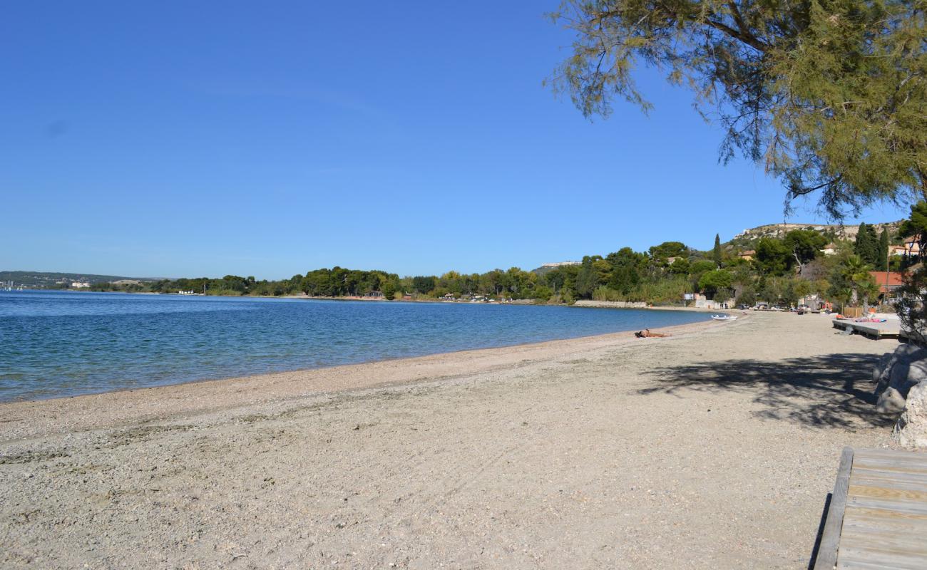 Photo of Plage des Marettes with gray fine pebble surface