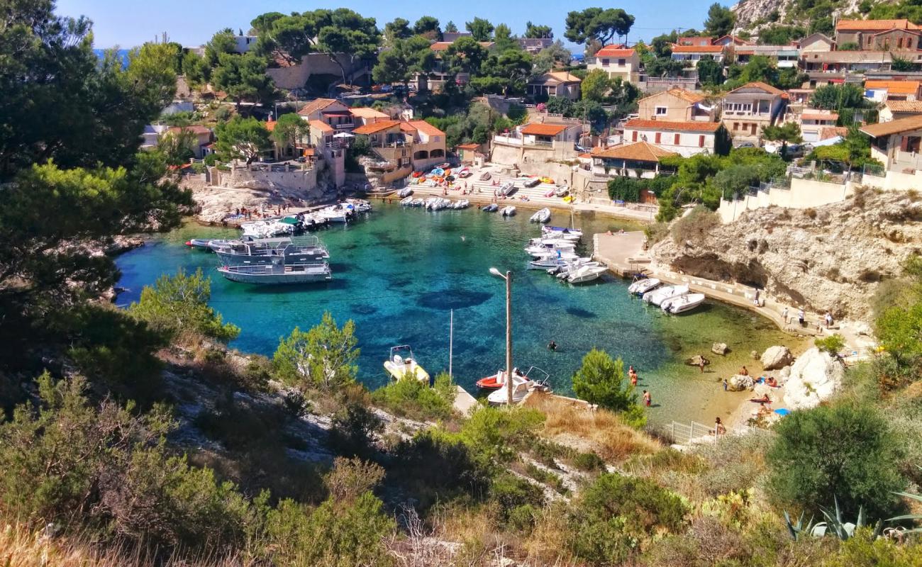 Photo of Plage Niolon with bright sand surface