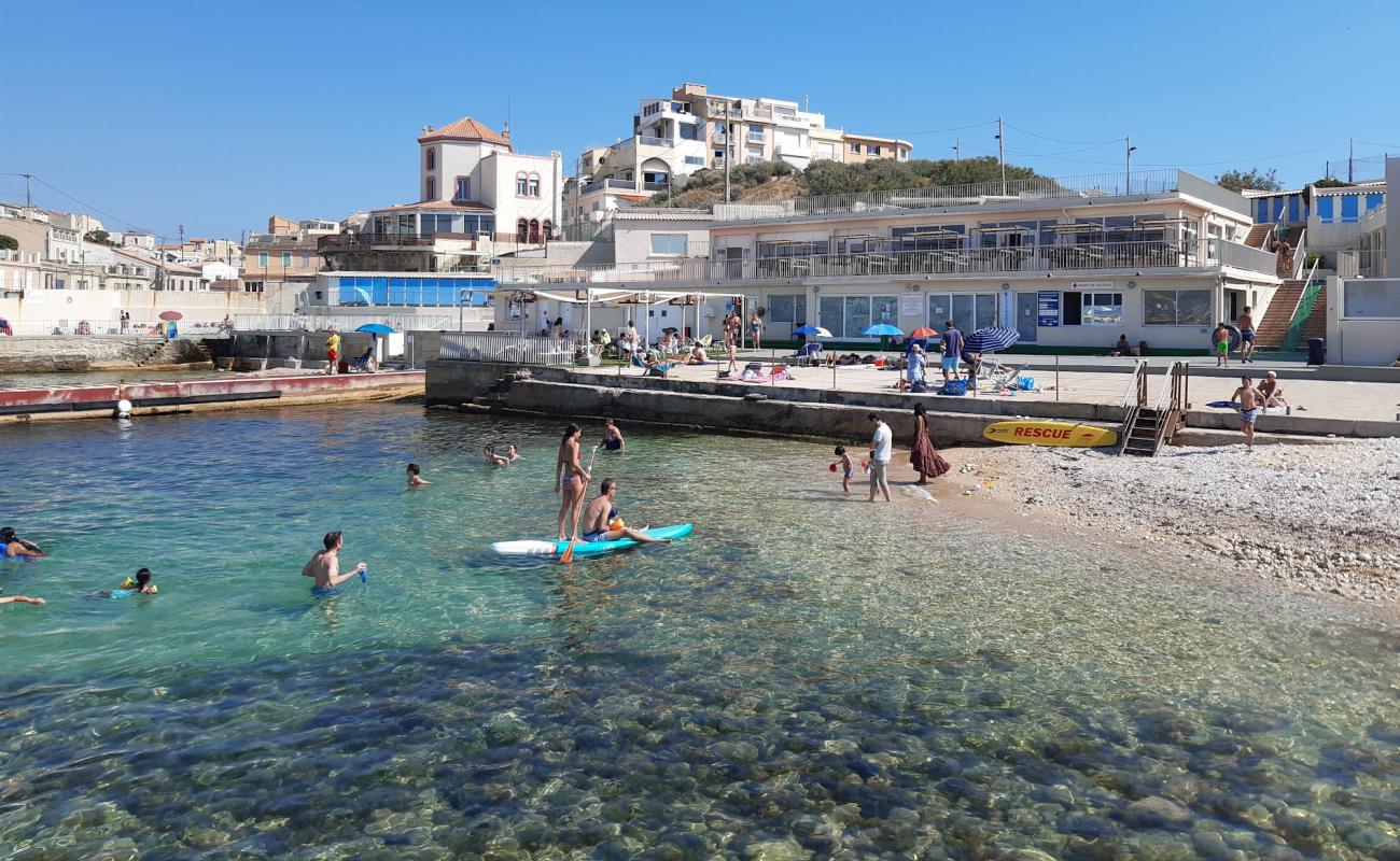 Photo of Les Bains Militaires Plage with gray pebble surface