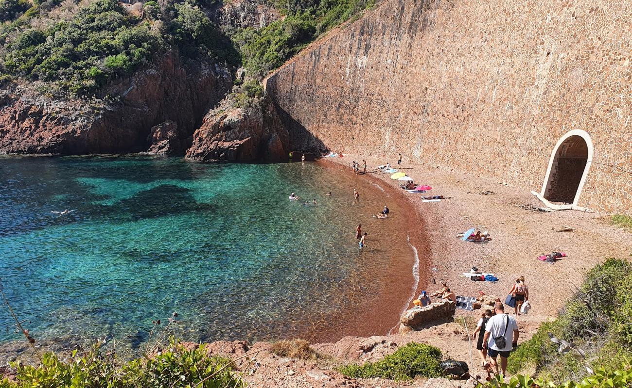 Photo of Calanque d'Aurelle with gray pebble surface