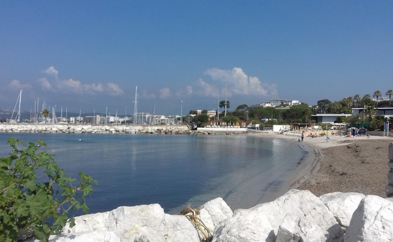 Photo of Plage des Pecheurs with bright sand surface