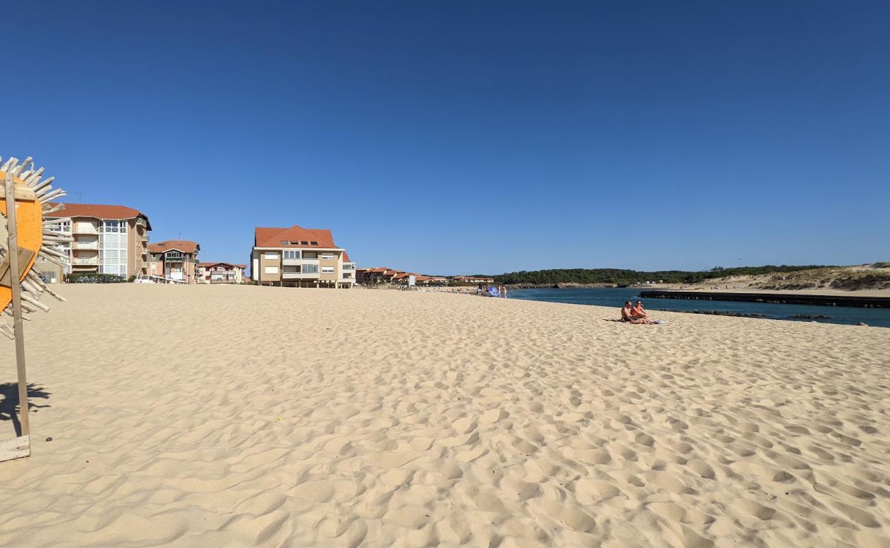 Photo of Plage La Sauvagine Port d'Albret Soustons with bright sand surface