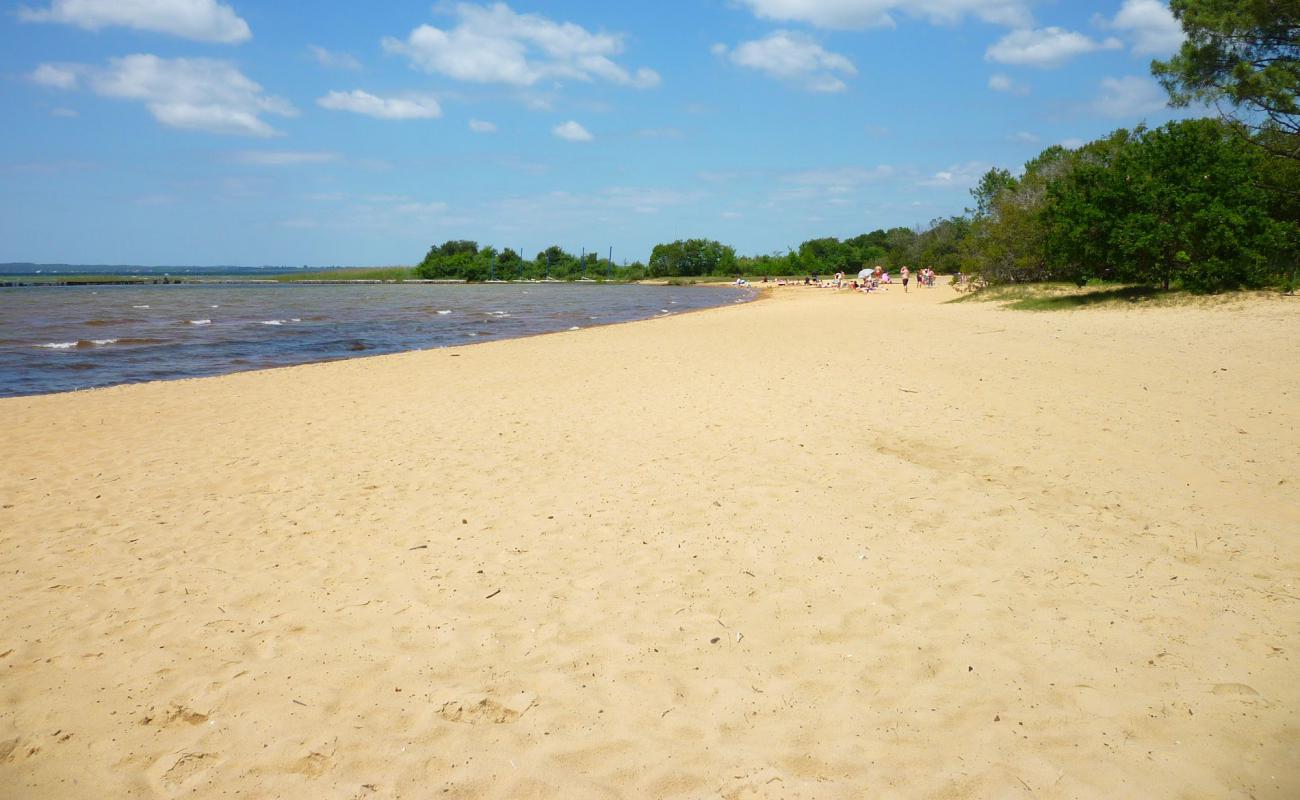 Photo of Plage Domaine de la Rive with bright sand surface