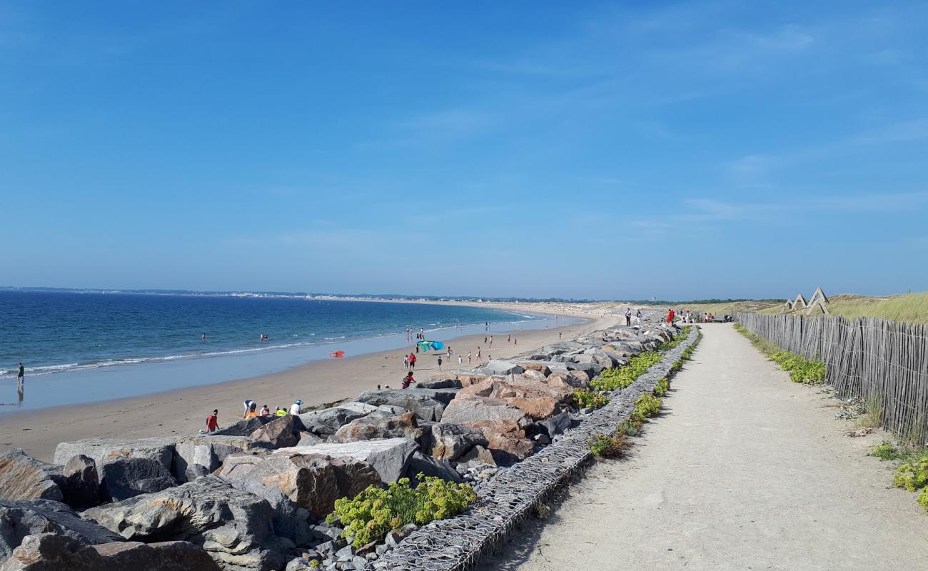 Photo of Plage de Pen Bron with bright sand surface