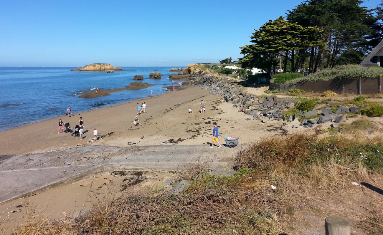 Photo of Plage les Iles with bright sand surface