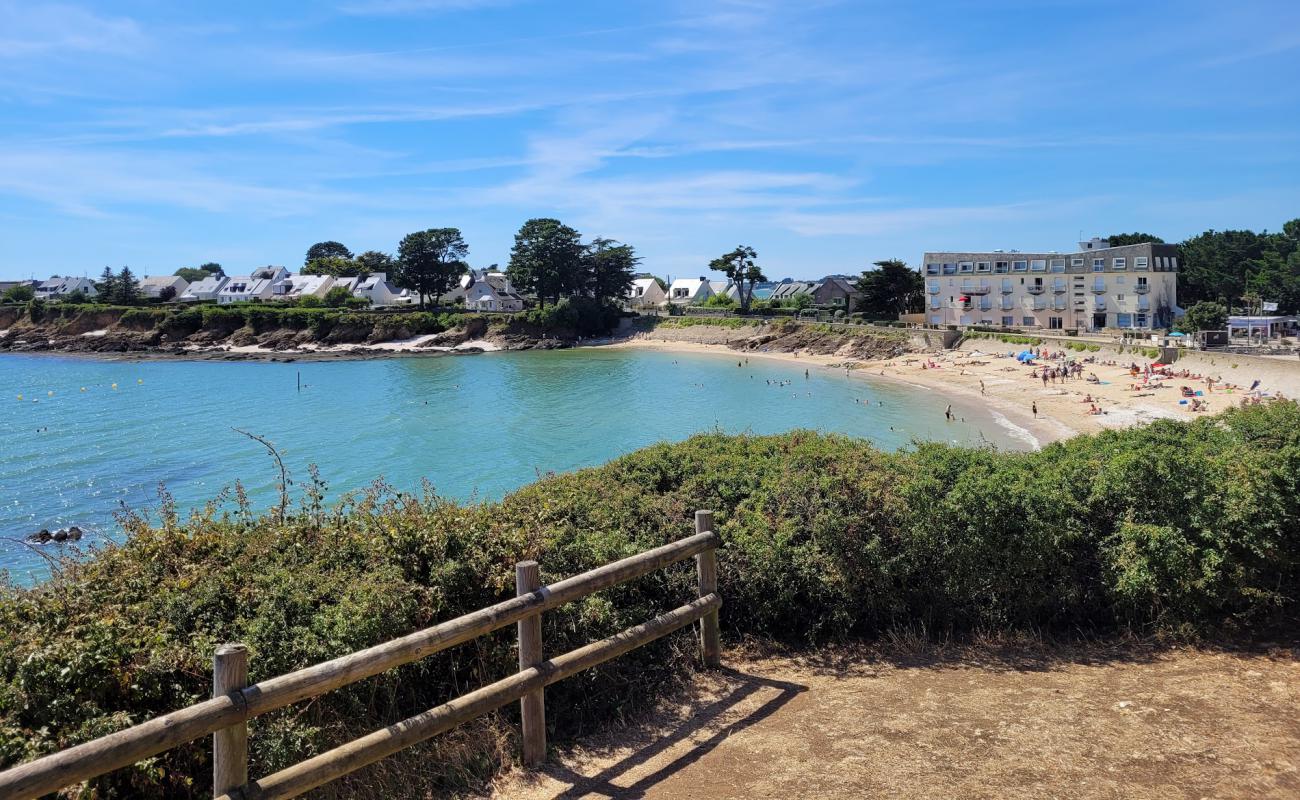 Photo of Plage de Pen Lan with bright sand surface