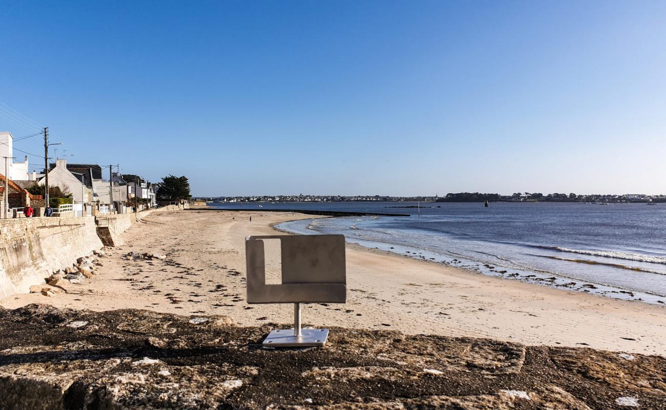 Photo of Plage de la Nourriguel with bright sand surface