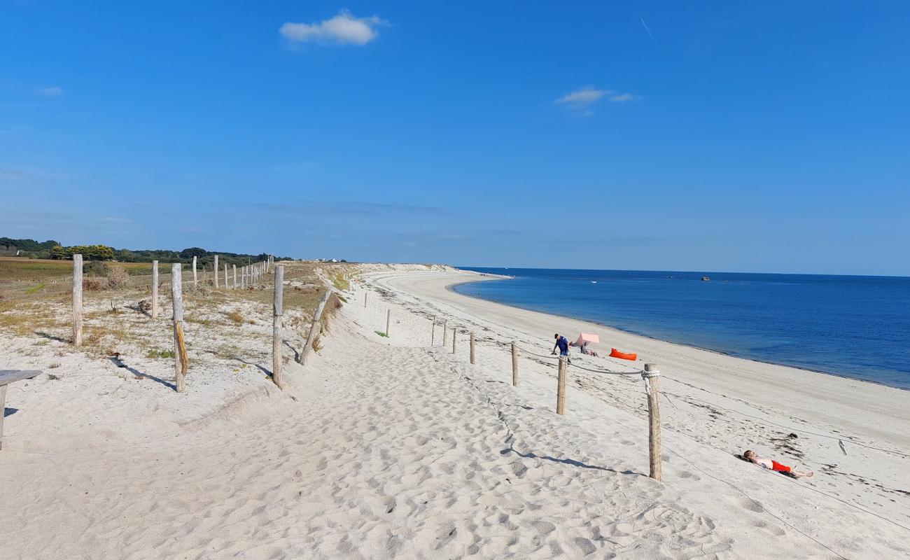 Photo of Plage de Skividen with bright sand surface