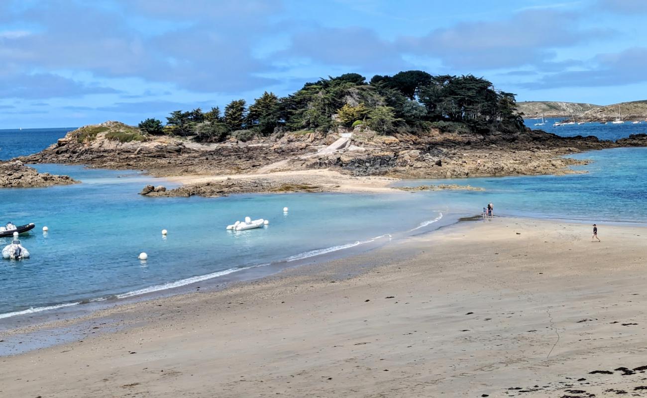 Photo of Plage de l'Islet with bright sand surface