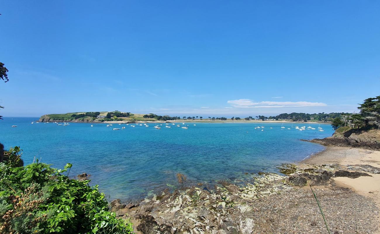 Photo of Plage du Havre du Lupin with bright sand surface