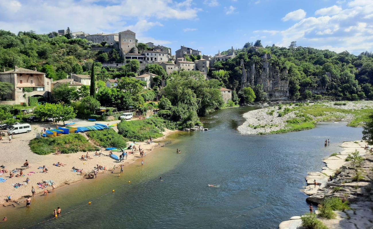 Photo of Plage de Balazuc with gray sand &  rocks surface