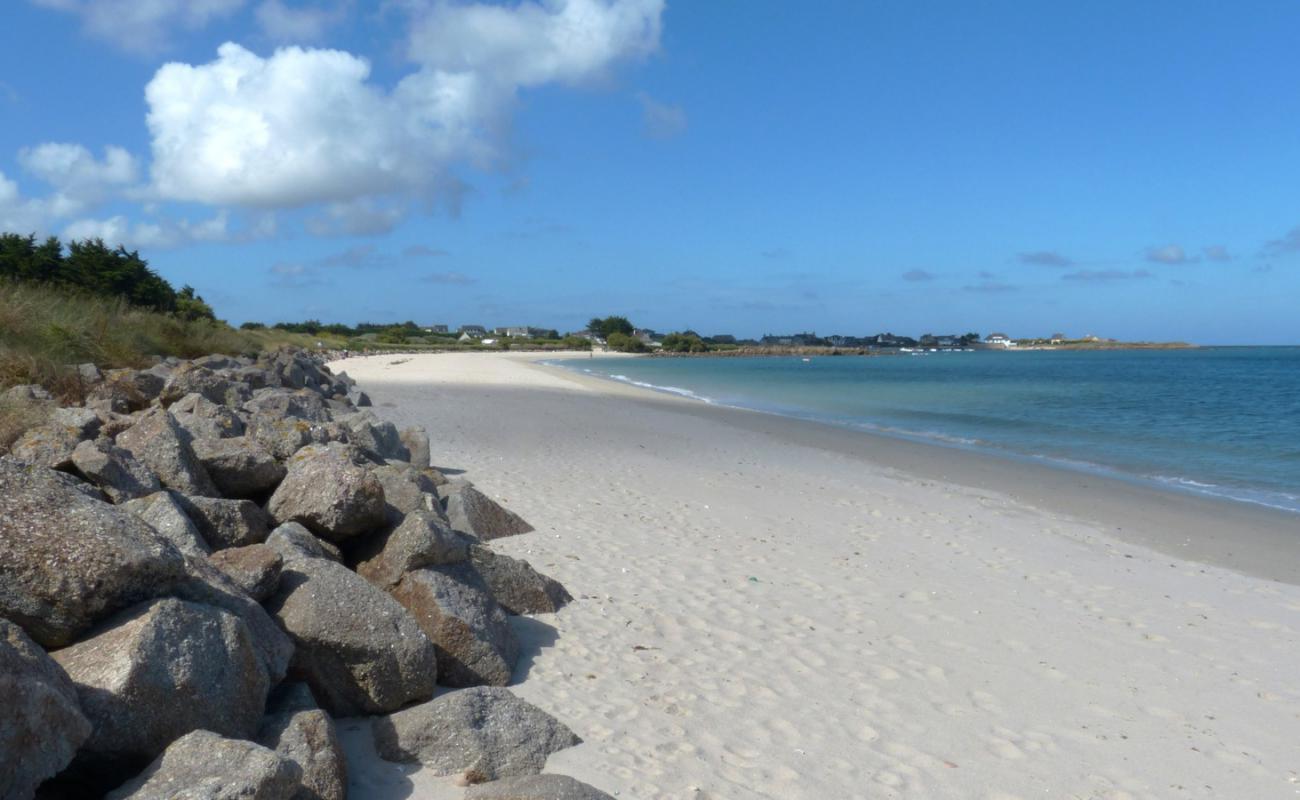 Photo of Brevy Beach with bright sand surface