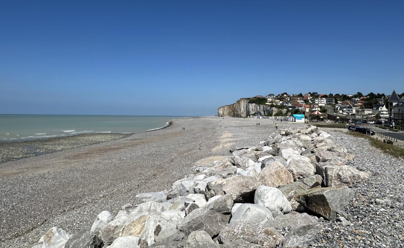 Photo of Plage de Criel with gray pebble surface