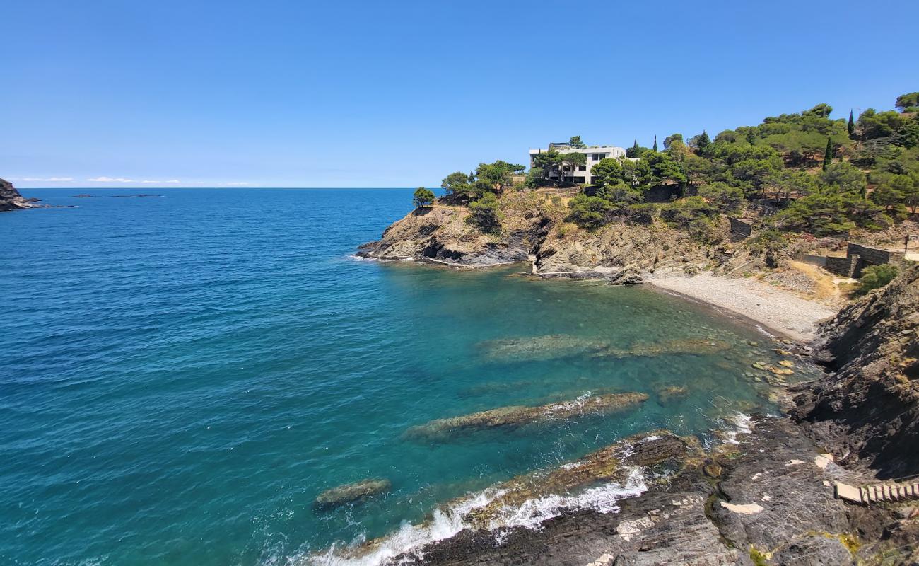 Photo of Caleta del Cap de Cervera o El Sorell with gray pebble surface