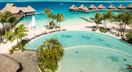 Conrad Bora Bora beach