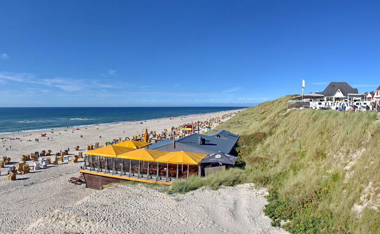 Photo of Strand Wenningstedt with bright sand surface