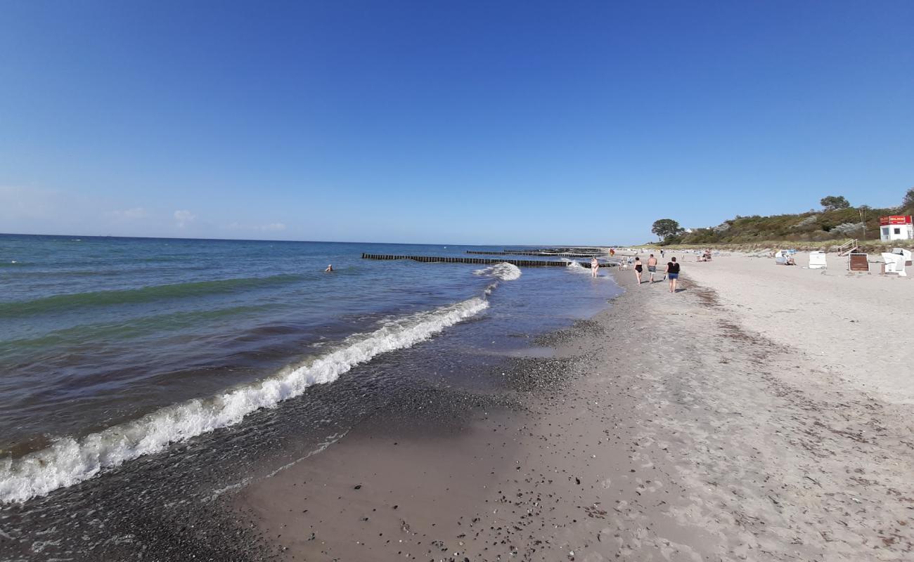 Photo of Wellenbrecher with bright sand surface