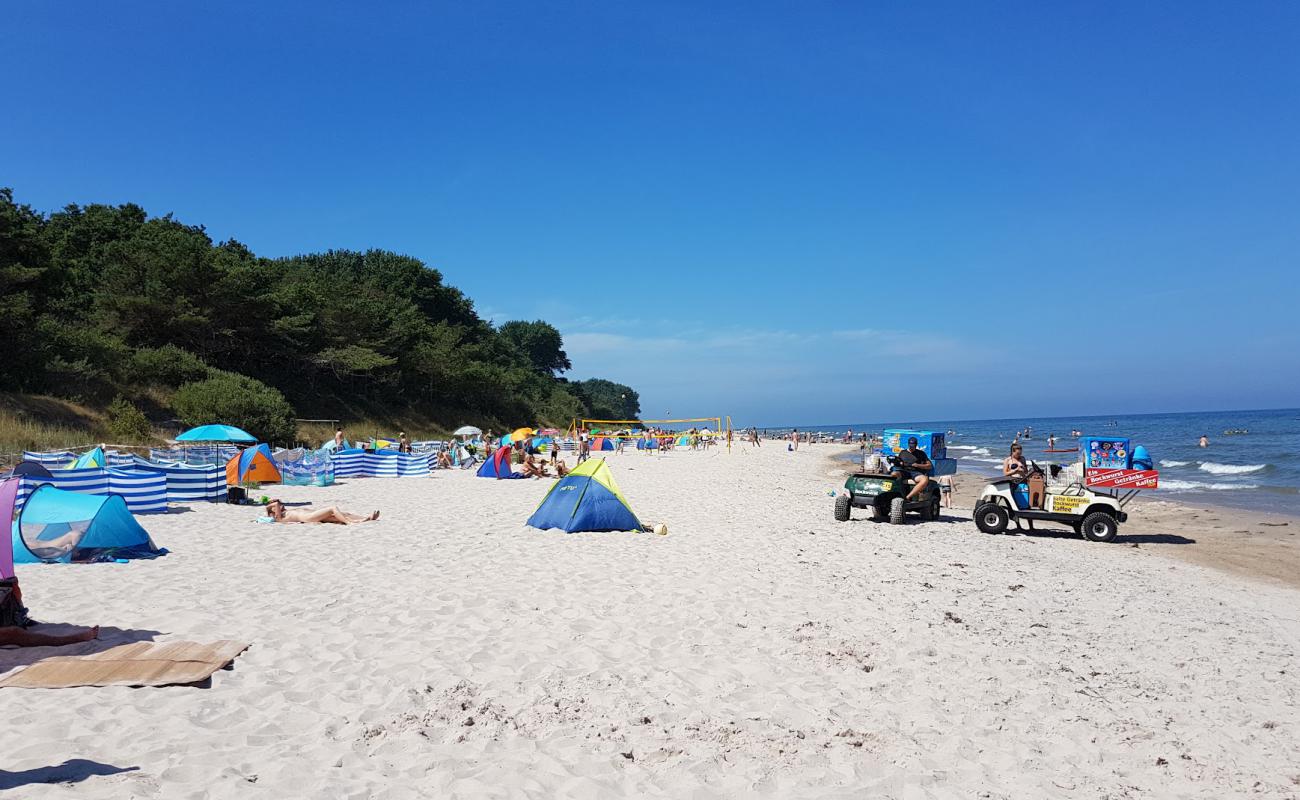 Photo of Strand Nonnevitz with gray sand surface