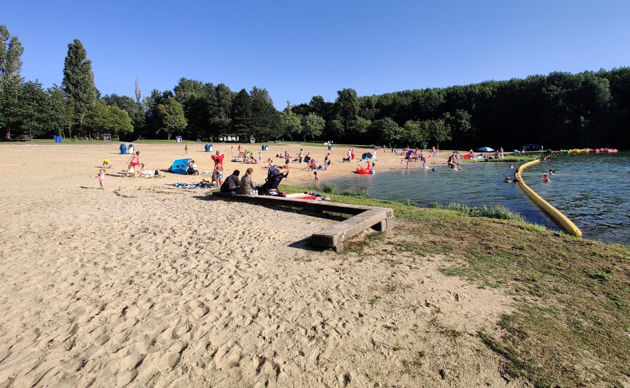 Photo of Duren-Gurzenich Strand with bright fine sand surface