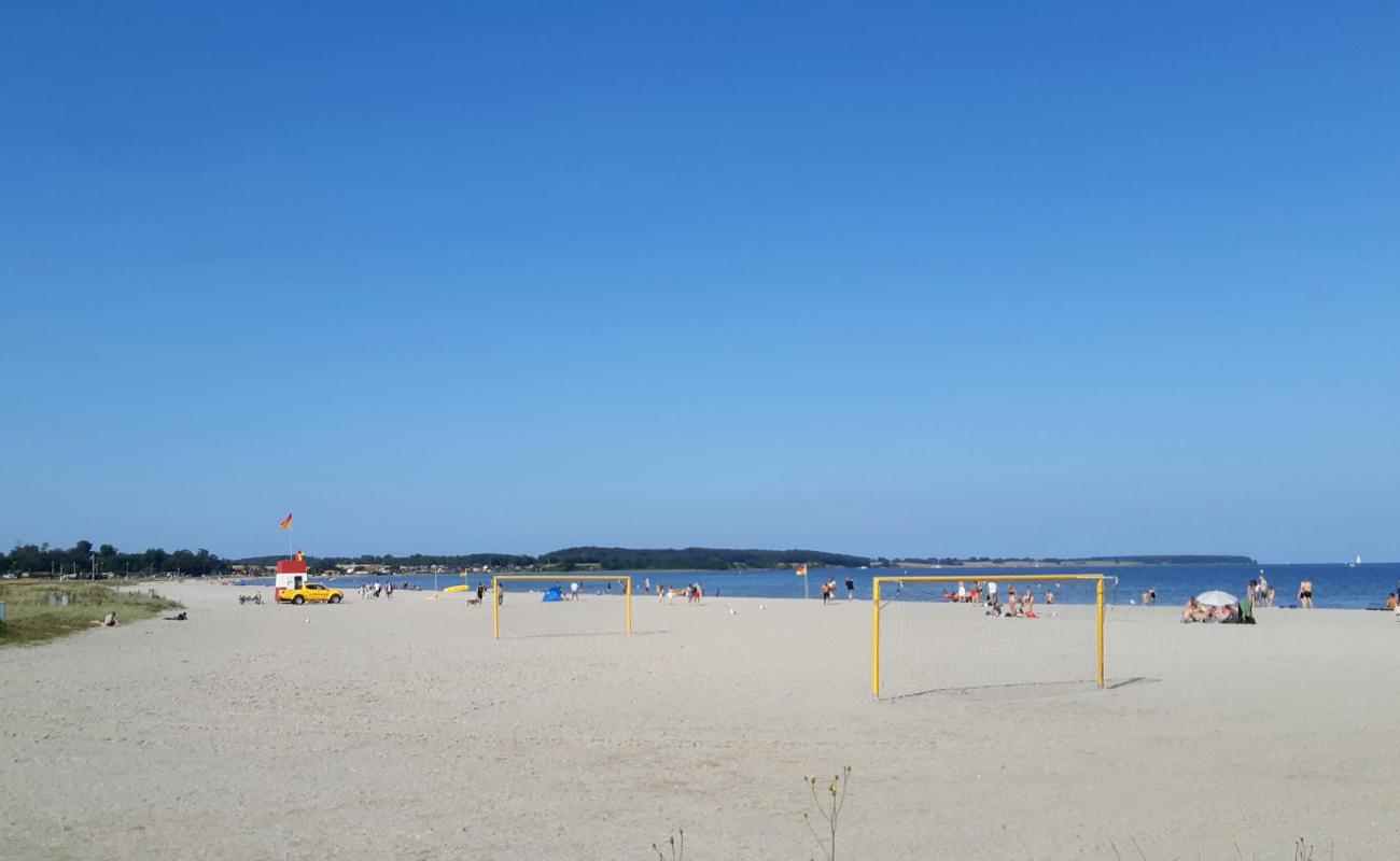 Photo of Nordstrand strand with bright sand surface