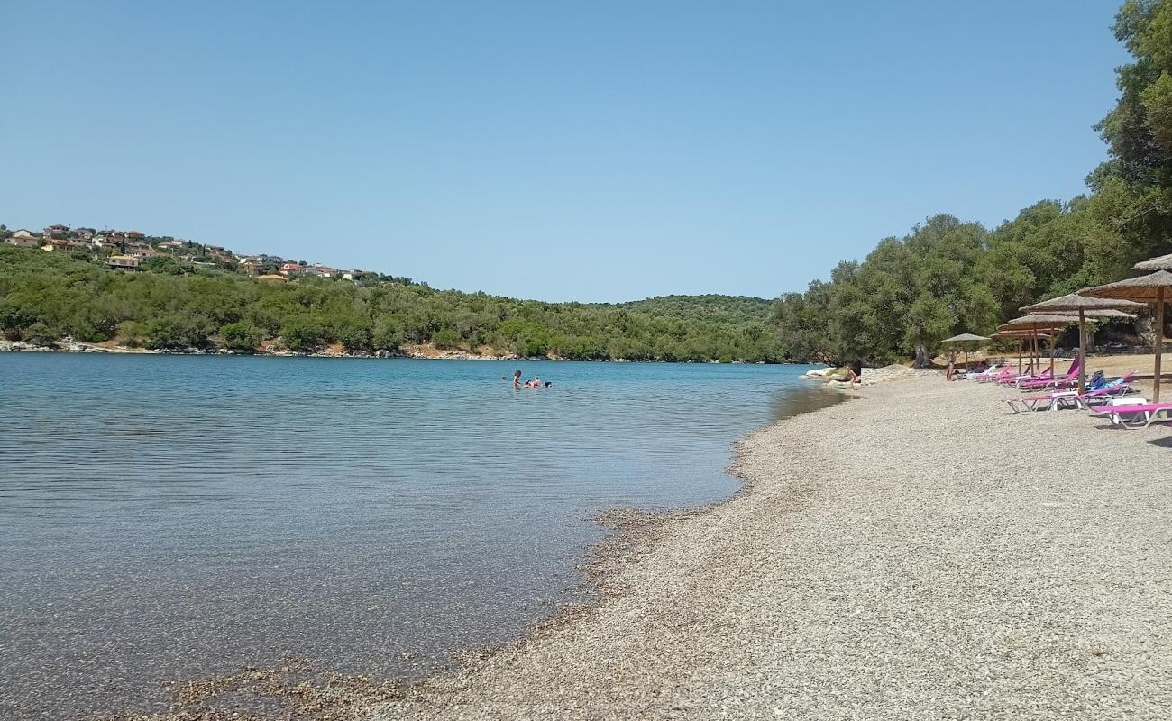 Photo of Bun beach with gray fine pebble surface