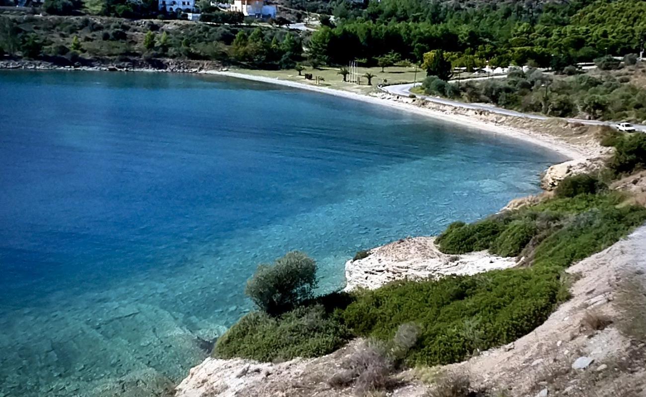 Photo of Soros 2 beach with black sand & pebble surface