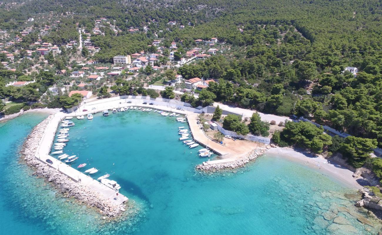 Photo of Porto Germenо marina beach with light fine pebble surface