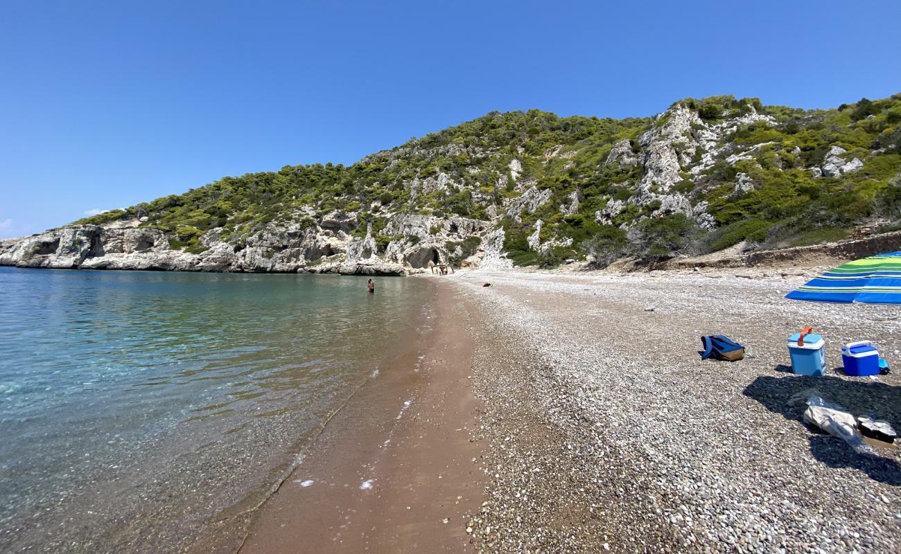 Photo of Lakazeza Beach with light fine pebble surface