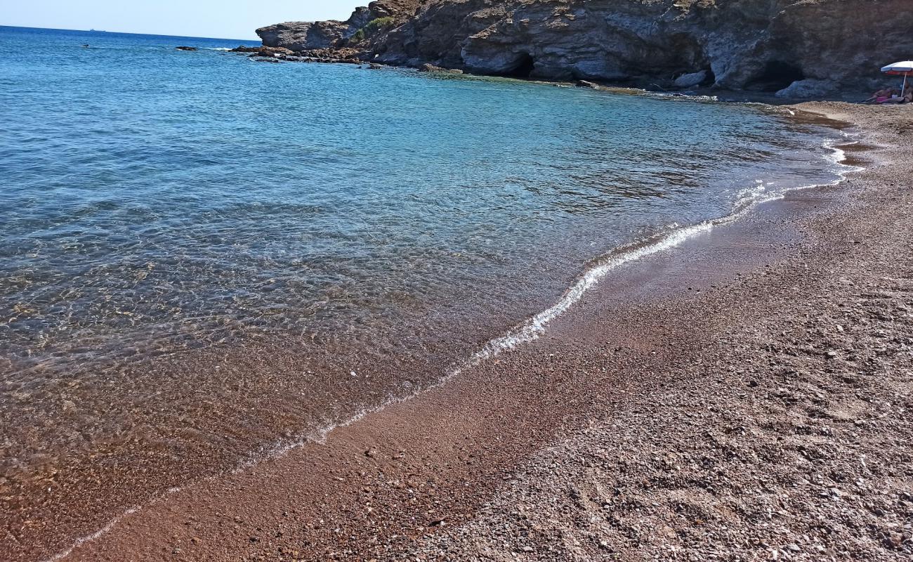 Photo of Port Arthur beach with brown fine pebble surface