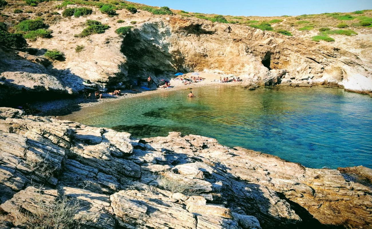 Photo of Chiu beach with brown fine pebble surface